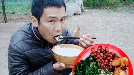 湖北农村小伙吃蔬菜视频的相关图片